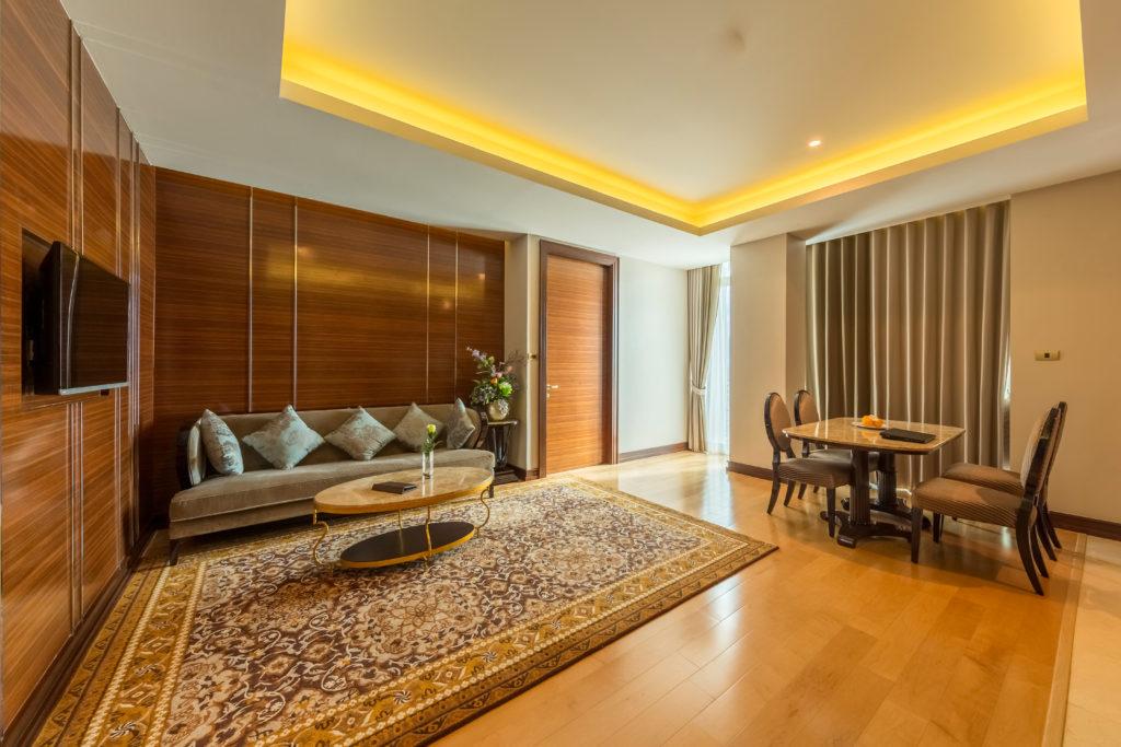 Garden City Hotel Phnom Penh Exterior photo