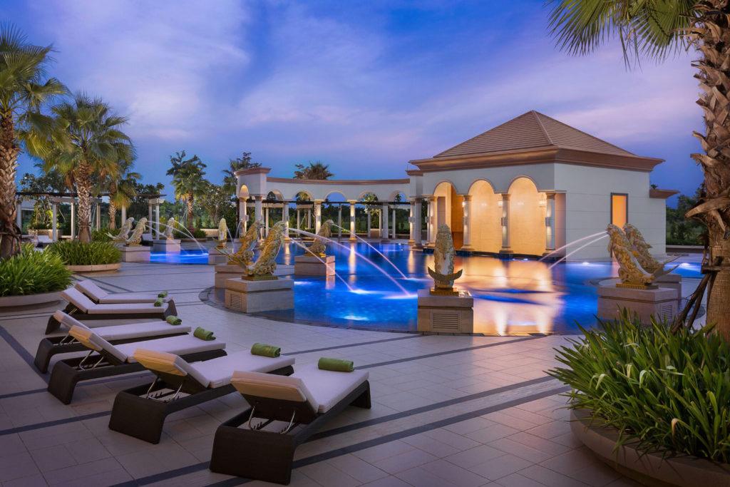 Garden City Hotel Phnom Penh Exterior photo